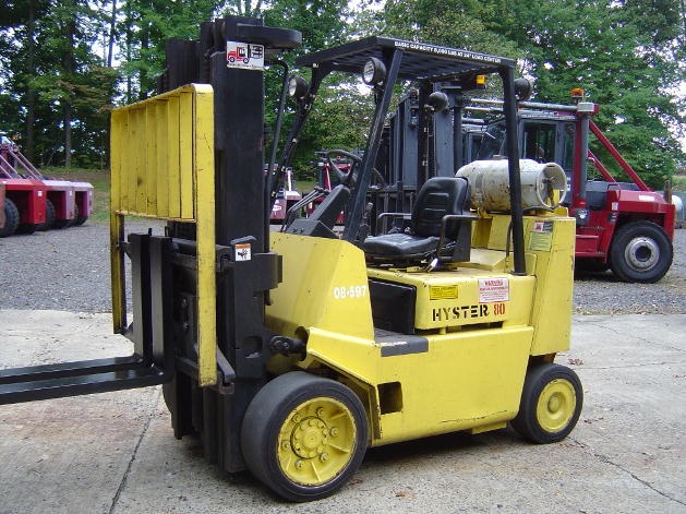 Click on the photo to read the specifications for the forklift you are interested in